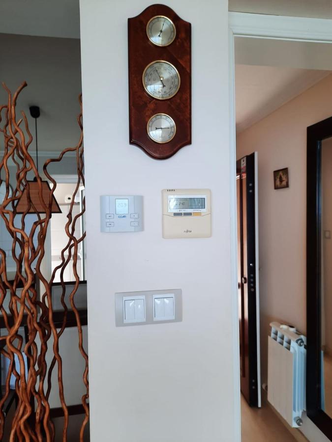 Jacqueline Apartment ซาลอว์ ภายนอก รูปภาพ