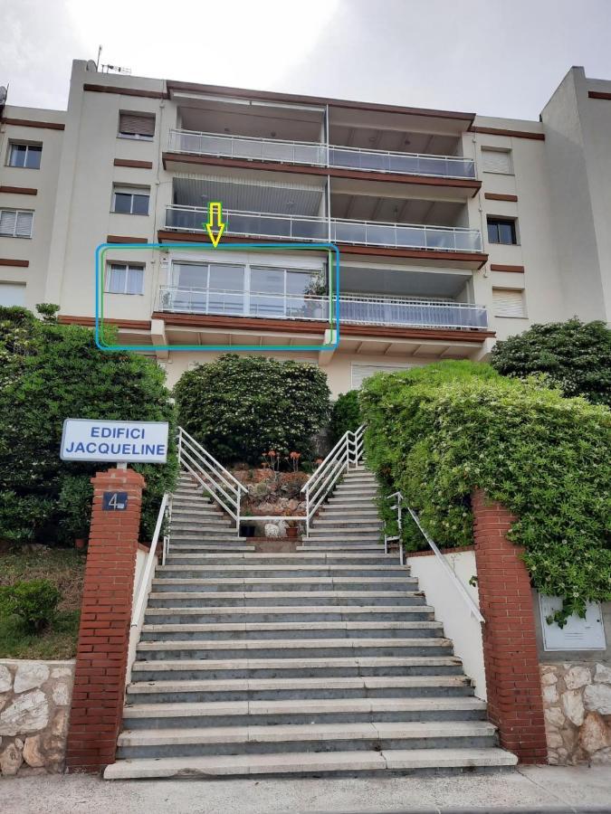 Jacqueline Apartment ซาลอว์ ภายนอก รูปภาพ